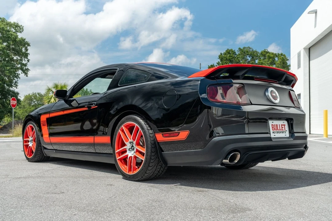 2012 Ford S197 Mustang Boss 302 - Image 8 of 31