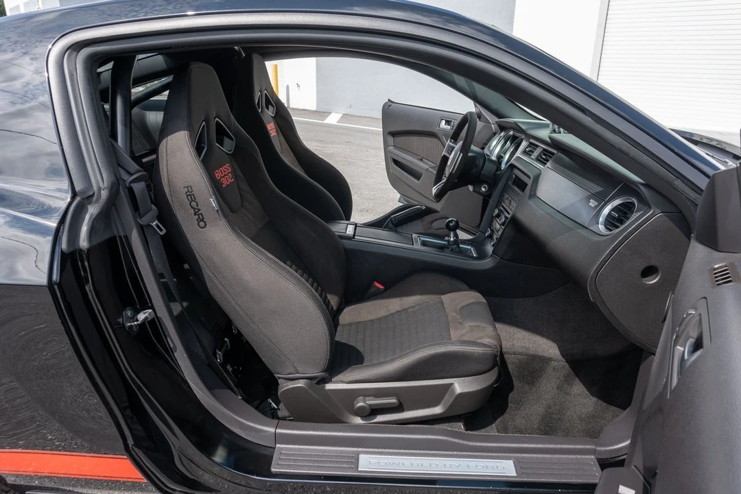 2012 Ford S197 Mustang Boss 302 - Image 14 of 31