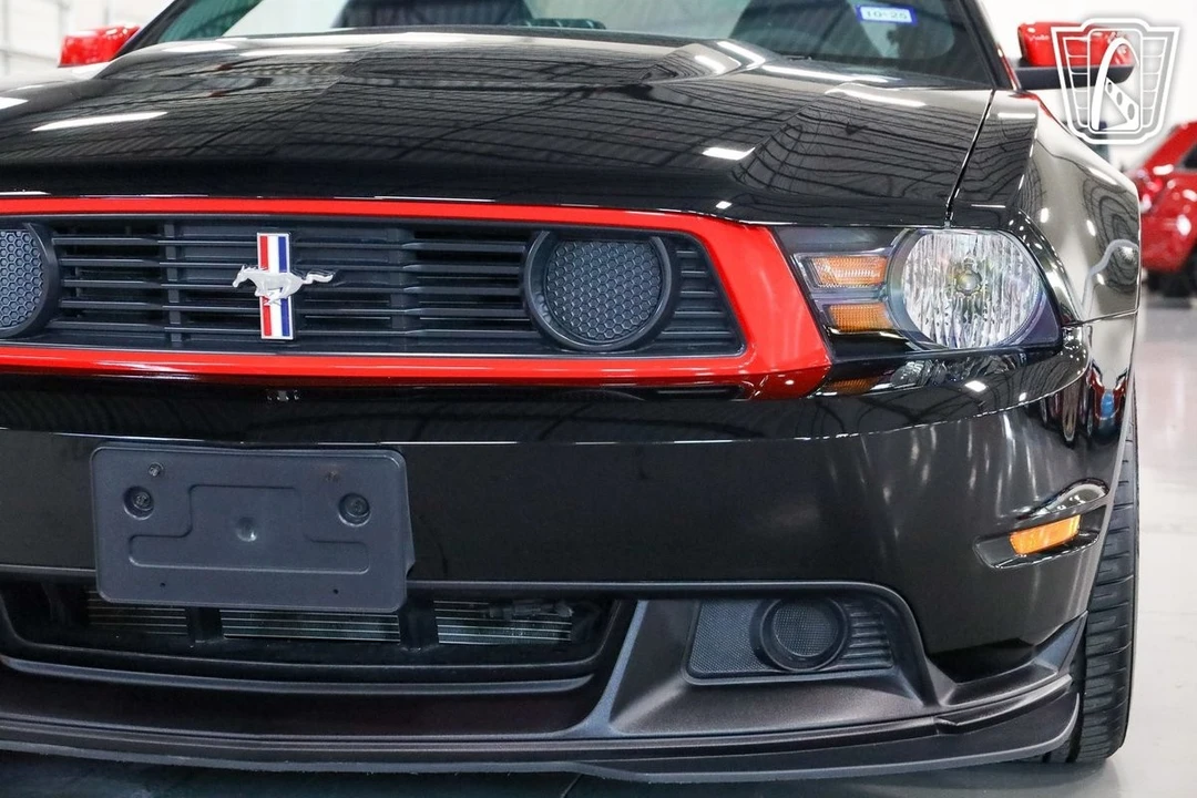 2012 Ford S197 Mustang - Image 10 of 12