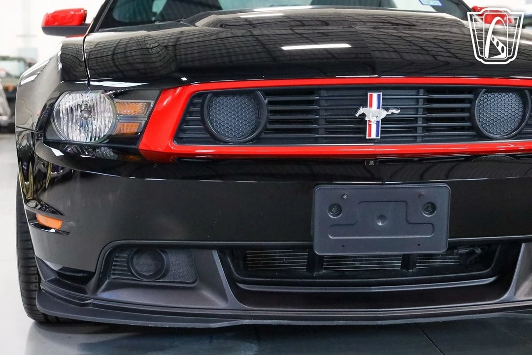 2012 Ford S197 Mustang - Image 9 of 12