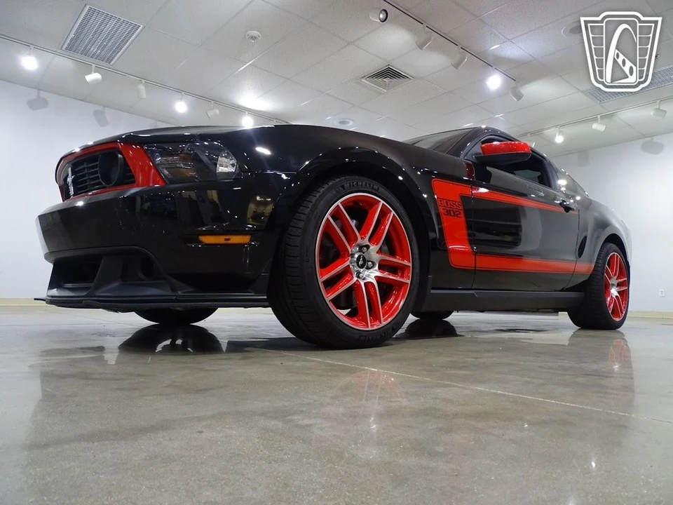 2012 Ford S197 Mustang - Image 6 of 12