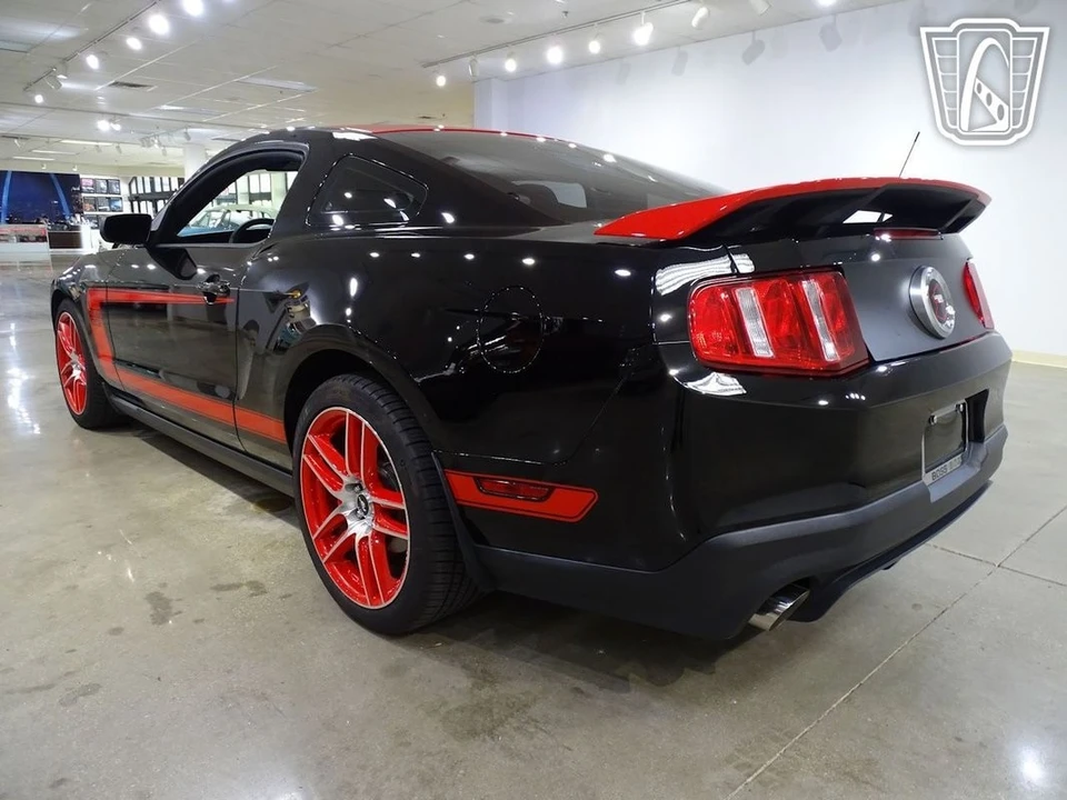 2012 Ford S197 Mustang - Image 11 of 12