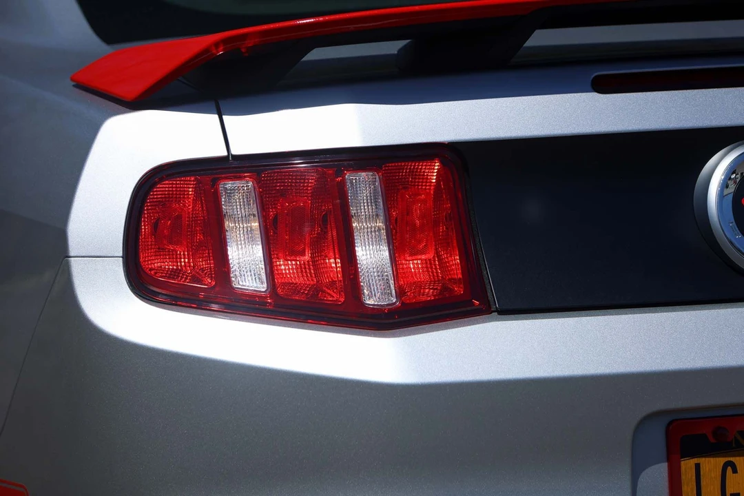 2012 Ford S197 Mustang Boss 302 - Image 27 of 31
