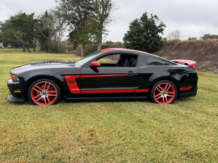 2012 Ford S197 Mustang Boss 302 - Image 2 of 31