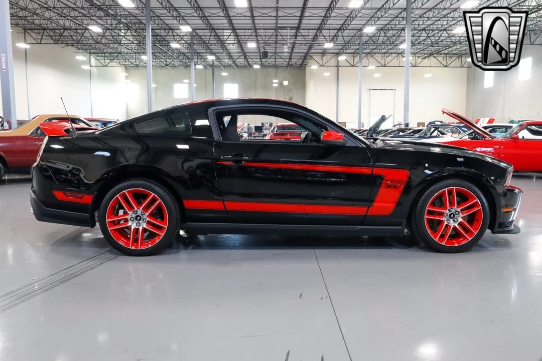 2012 Ford S197 Mustang - Image 9 of 12