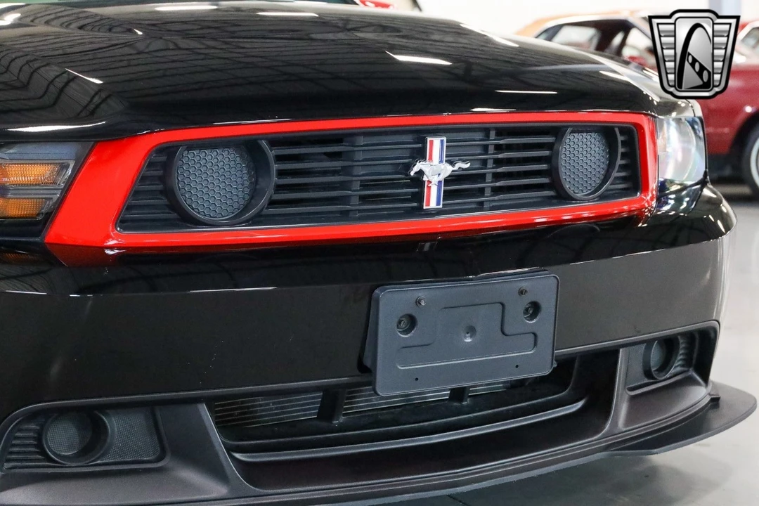 2012 Ford S197 Mustang - Image 11 of 12