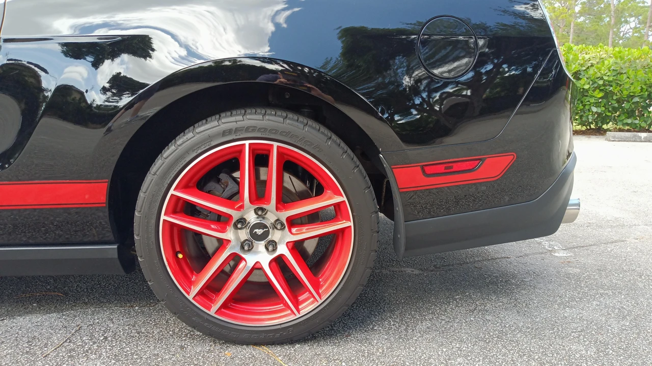 2012 Ford S197 Mustang Boss 302 - Image 29 of 31