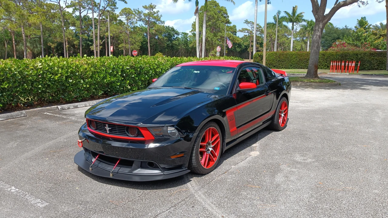 2012 Ford S197 Mustang Boss 302 - Image 8 of 31