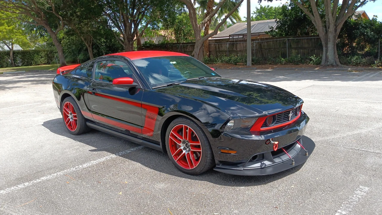 2012 Ford S197 Mustang Boss 302 - Image 16 of 31