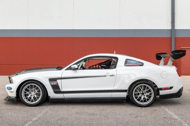 2012 Ford S197 Mustang - Image 3 of 8