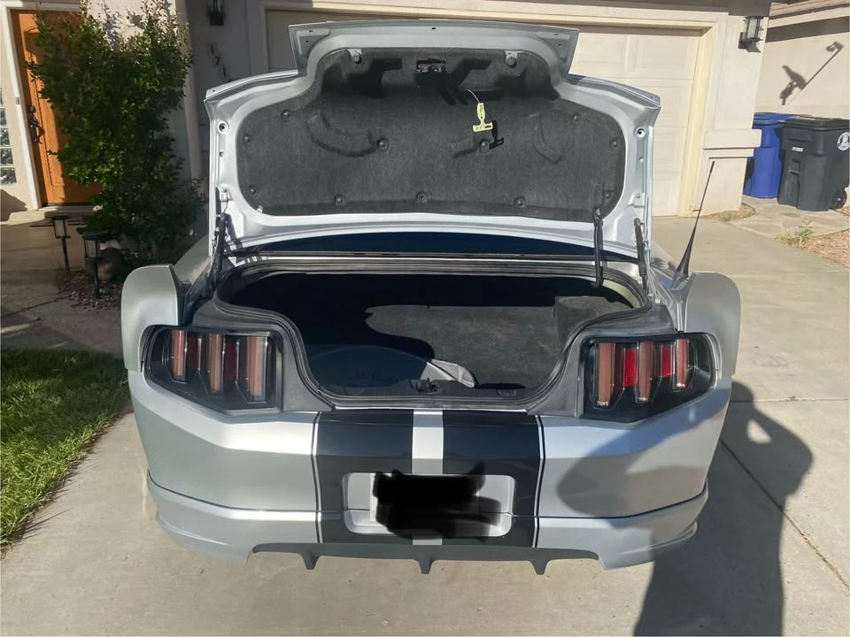 2012 Ford S197 Mustang - Image 12 of 18