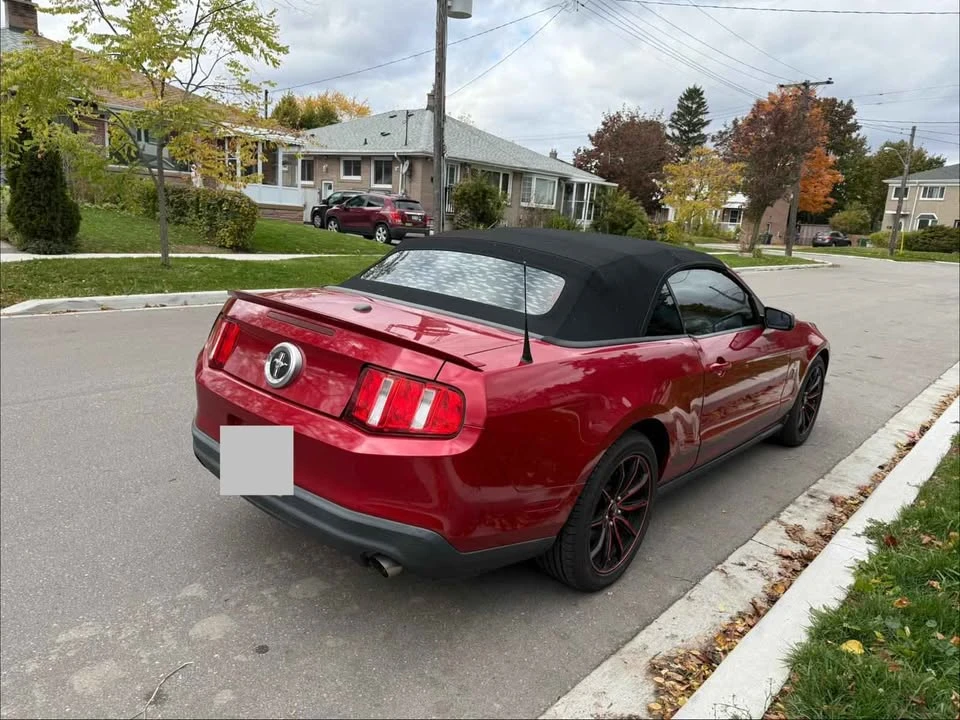 2012 Ford S197 Mustang - Image 2 of 9