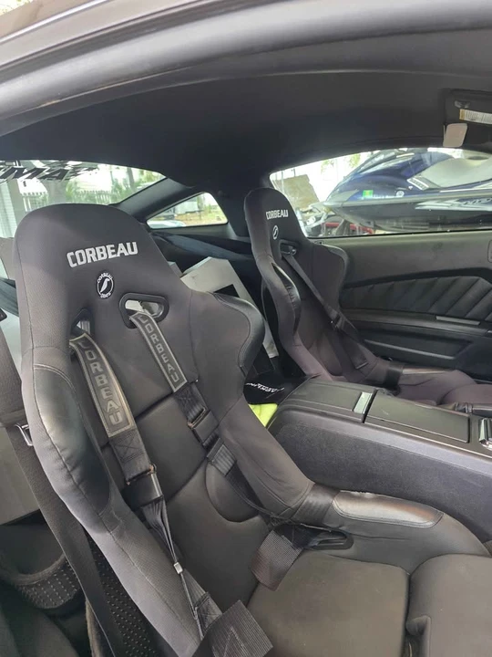 2012 Ford S197 Mustang - Image 11 of 20