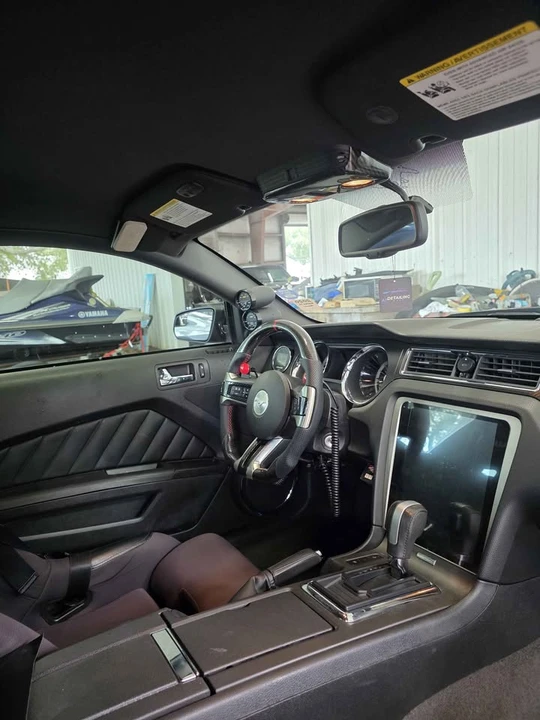 2012 Ford S197 Mustang - Image 12 of 20