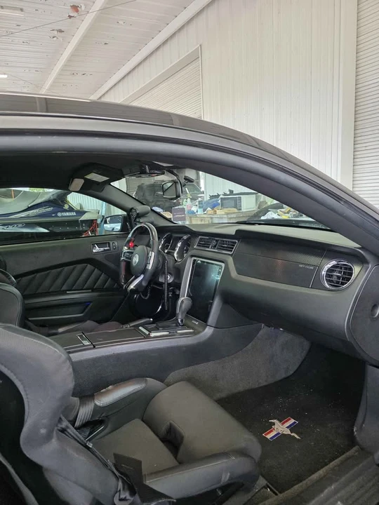 2012 Ford S197 Mustang - Image 9 of 20