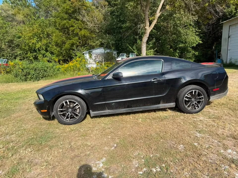 2012 Ford S197 Mustang - Image 4 of 11