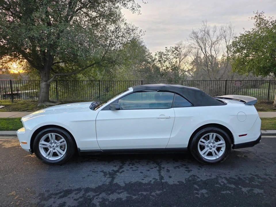 2012 Ford S197 Mustang - Image 8 of 11