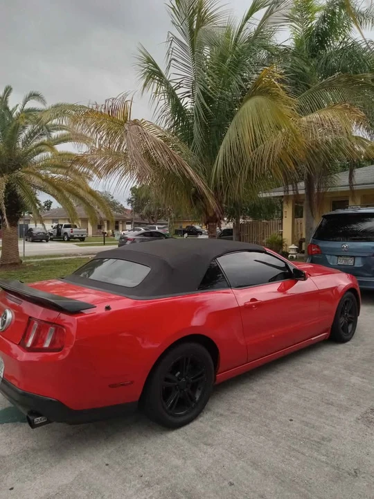 2012 Ford S197 Mustang - Image 3 of 3