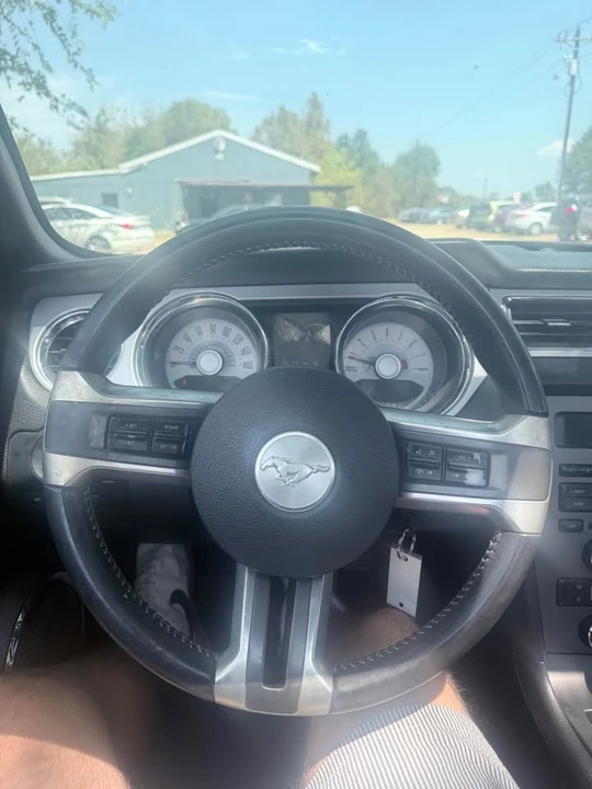 2012 Ford S197 Mustang - Image 10 of 12