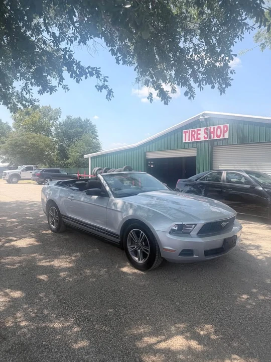 2012 Ford S197 Mustang - Image 2 of 12
