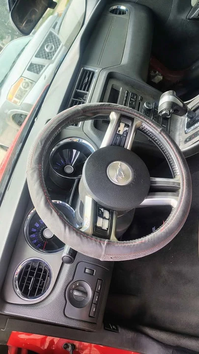 2012 Ford S197 Mustang - Image 10 of 12