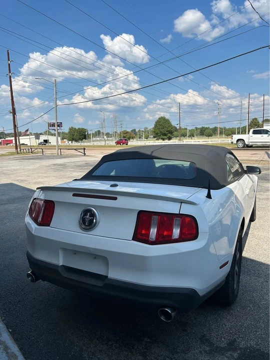 2012 Ford S197 Mustang - Image 3 of 8