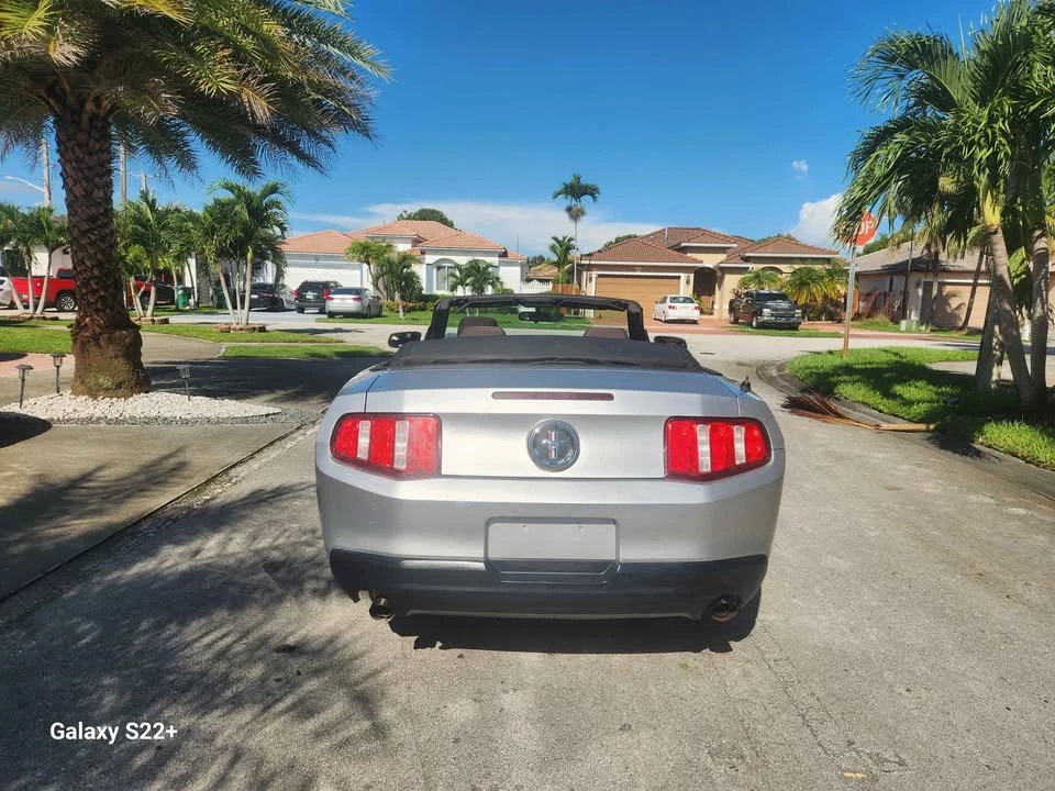 2012 Ford S197 Mustang - Image 4 of 11