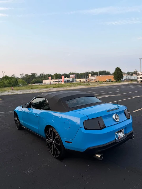 2012 Ford S197 Mustang - Image 4 of 11