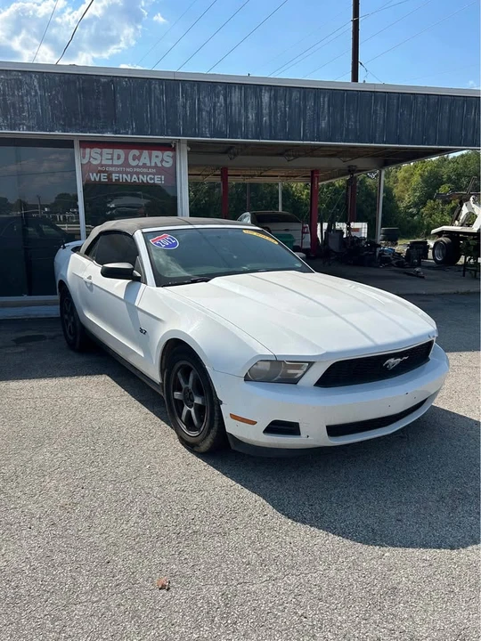 2012 Ford S197 Mustang - Image 2 of 8