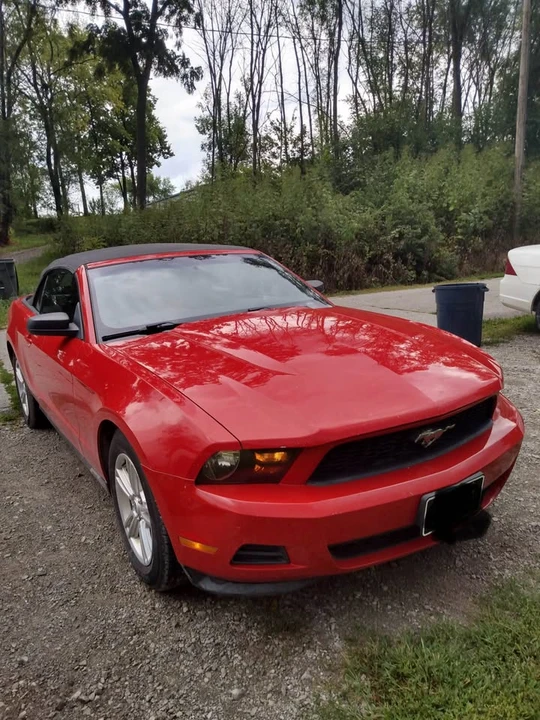2012 Ford S197 Mustang - Image 2 of 3