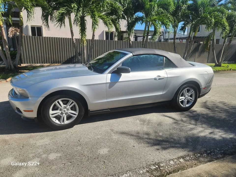 2012 Ford S197 Mustang - Image 5 of 11