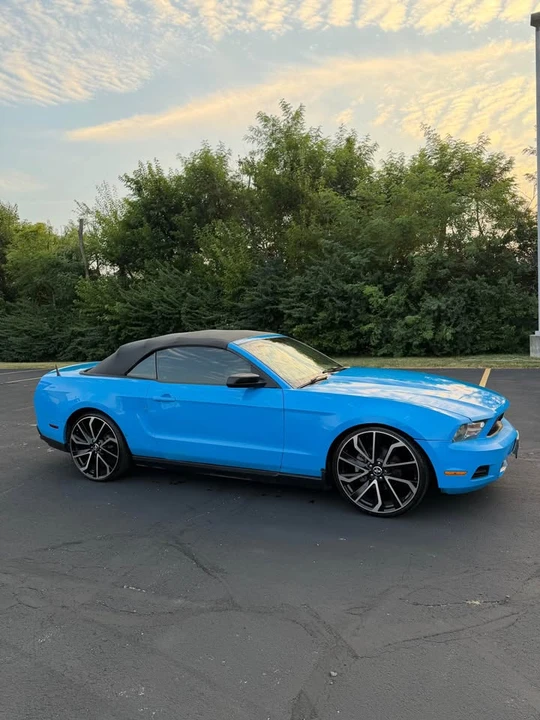2012 Ford S197 Mustang - Image 6 of 11