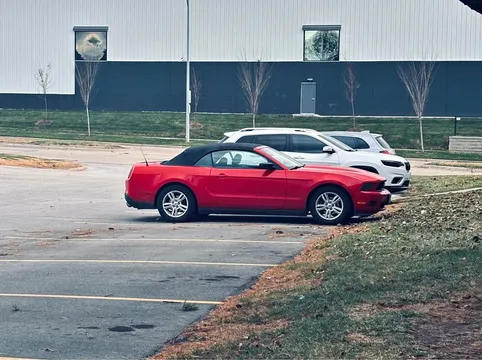 2012 Ford Mustang Convertible 2D
