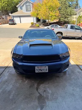 2012 Ford Mustang Convertible 2D
