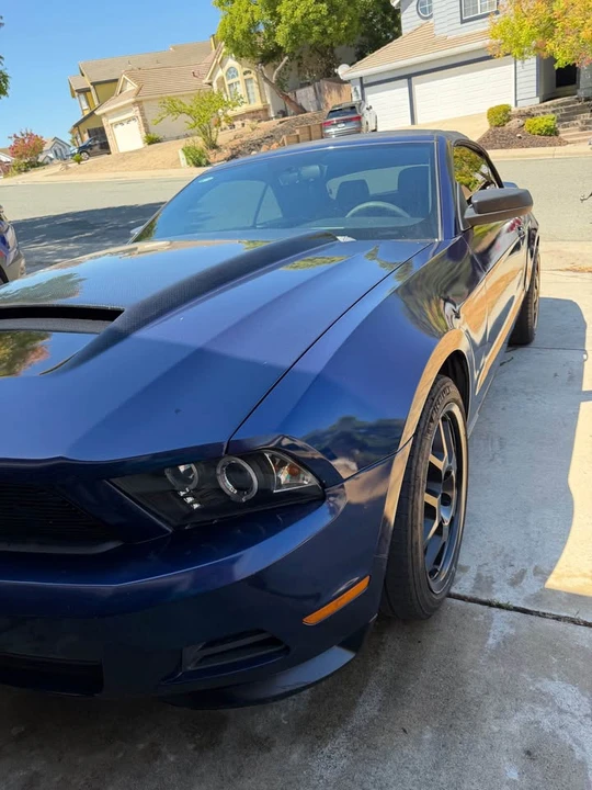 2012 Ford S197 Mustang - Image 2 of 11