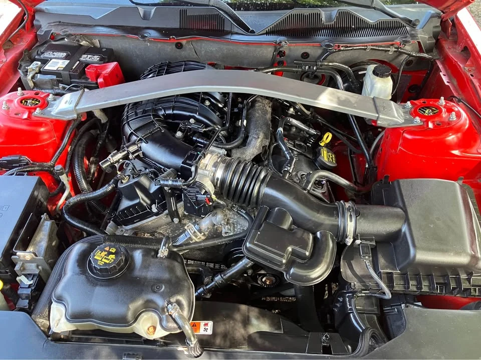 2012 Ford S197 Mustang - Image 8 of 17