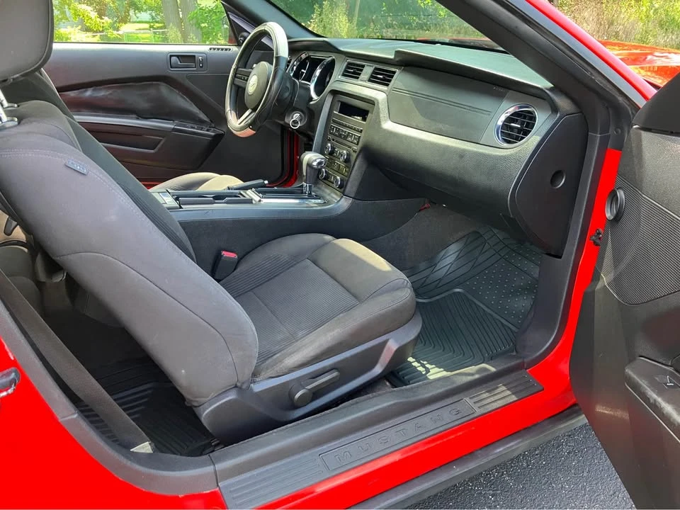 2012 Ford S197 Mustang - Image 5 of 17