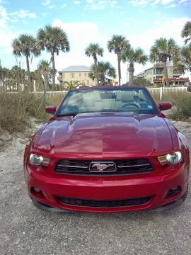 2012 Ford Mustang Convertible 2D