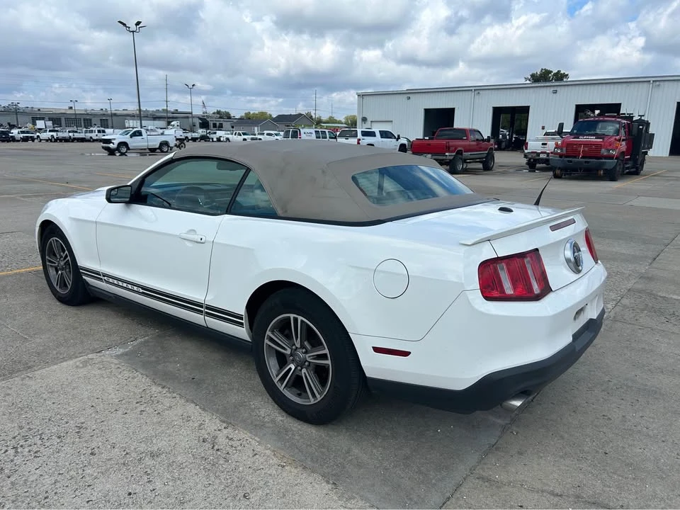 2012 Ford S197 Mustang - Image 5 of 10
