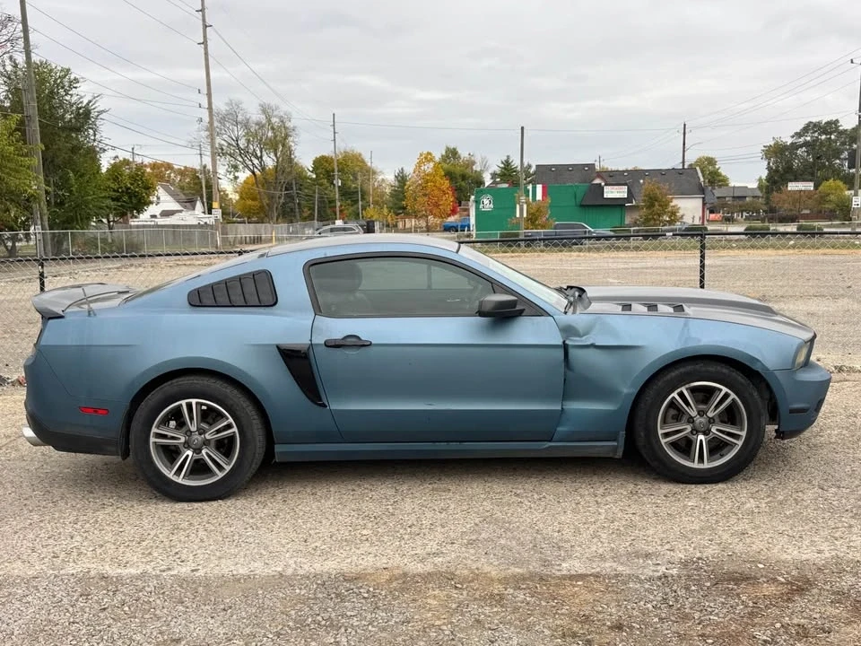 2012 Ford S197 Mustang - Image 4 of 12