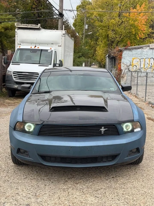 2012 Ford S197 Mustang - Image 2 of 12