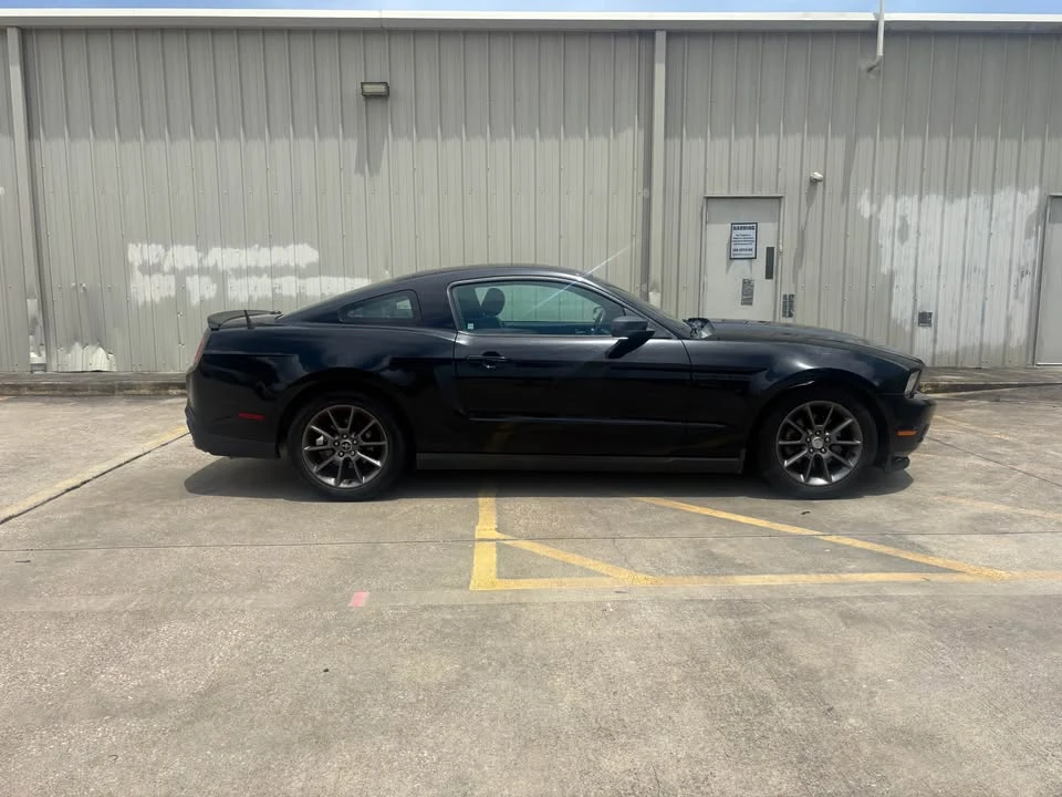 2012 Ford S197 Mustang - Image 6 of 9