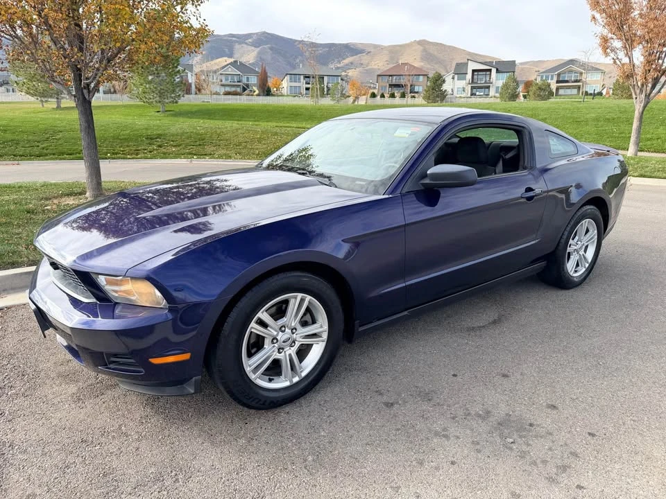 2012 Ford S197 Mustang - Image 2 of 9