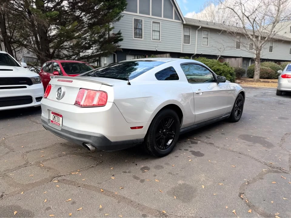 2012 Ford S197 Mustang - Image 6 of 11