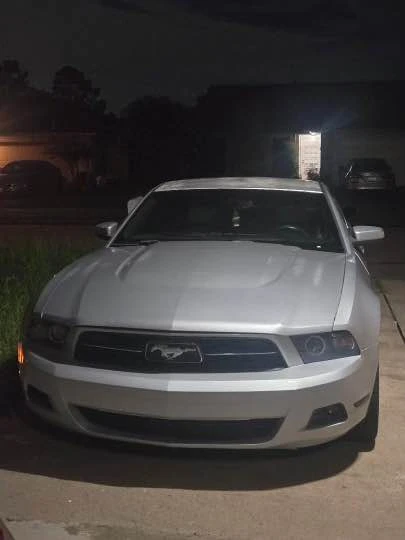 2012 Ford S197 Mustang - Image 5 of 6