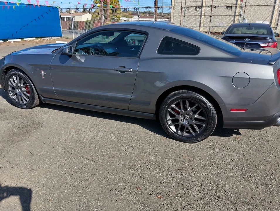 2012 Ford S197 Mustang - Image 3 of 9