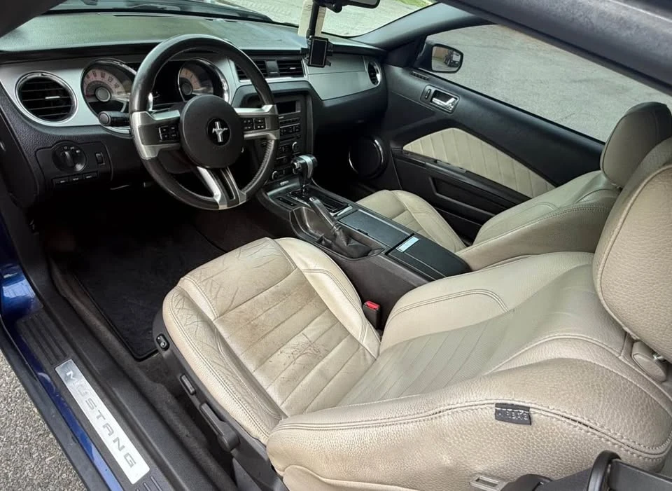 2012 Ford S197 Mustang - Image 7 of 8