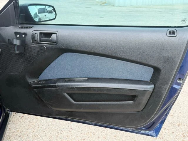 2012 Ford S197 Mustang - Image 7 of 12