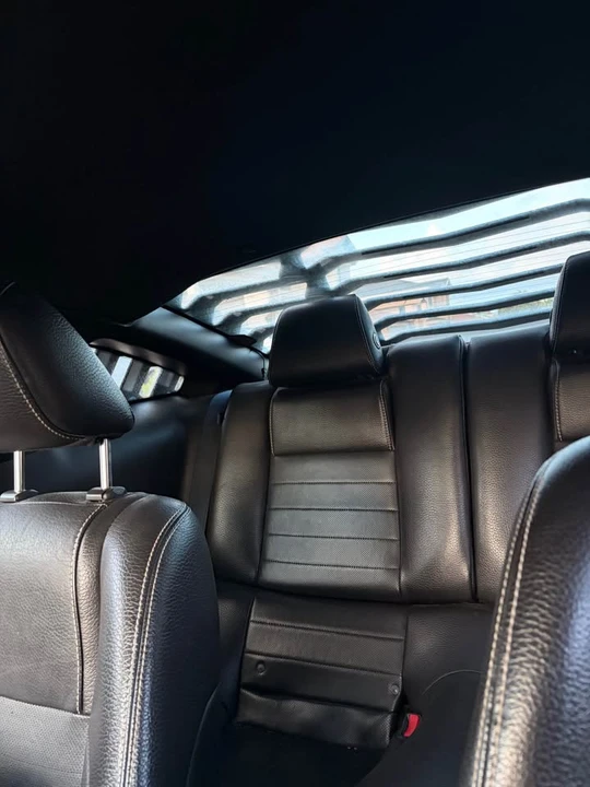 2012 Ford S197 Mustang - Image 8 of 12