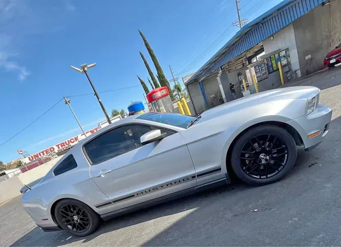 2012 Ford Mustang Coupe 2D